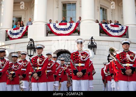 President Barack Obama delivers remarks to military service personnel and their families during the Fourth of July celebration at the White House, July 4, 2010. (Official White House Photo by Lawrence Jackson) This official White House photograph is being made available only for publication by news organizations and/or for personal use printing by the subject(s) of the photograph. The photograph may not be manipulated in any way and may not be used in commercial or political materials, advertisements, emails, products, promotions that in any way suggests approval or endorsement of the Presiden Stock Photo