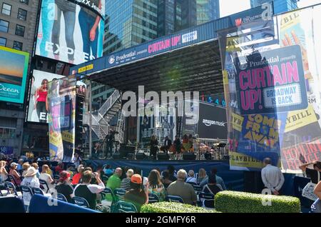 New York, United States. 18th Sep, 2021. Participants are seen talking during the Curtain Up festival, a free three-day outdoor theatre festival in Times Square, New York City commemorating the return of Broadway after the COVID-19 shutdown. (Photo by Ryan Rahman/Pacific Press) Credit: Pacific Press Media Production Corp./Alamy Live News Stock Photo