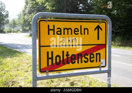 Hameln, Lower Saxony, Germany, 09 03 2021,  town entrance sign Stock Photo