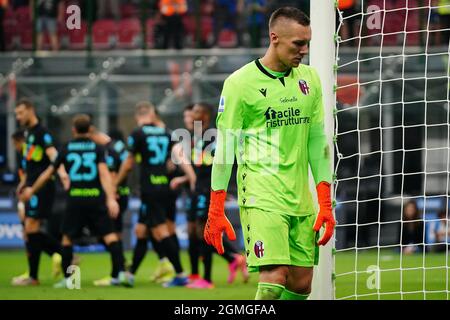 Lukasz Skorupski of Bologna FC during the Italian championship Serie A football match between FC Internazionale Milano and Bologna 1909 Football Club on September 18, 2021 at Giuseppe Meazza stadium in Milan, Italy - Photo Morgese-Rossini / DPPI Stock Photo