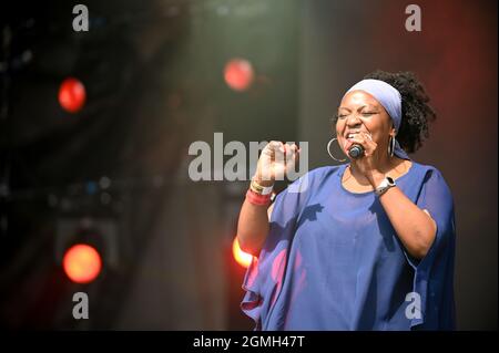 September 18, 2021, Leeds, South Yorkshire, U.K: Angie Brown Performing at , Lets Rock 80s  , Leeds , UK , 18.09.2021 (Credit Image: © Robin Burns/ZUMA Press Wire) Stock Photo