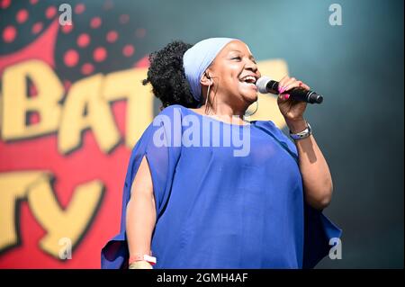 September 18, 2021, Leeds, South Yorkshire, U.K: Angie Brown Performing at , Lets Rock 80s  , Leeds , UK , 18.09.2021 (Credit Image: © Robin Burns/ZUMA Press Wire) Stock Photo