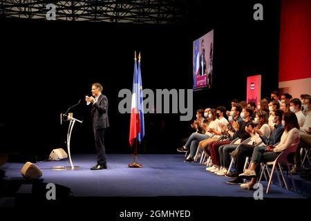 Veilleurbann, France. 19th Sep, 2021. PS First Secretary Olivier Faure delivers a speech during the 79th French Socialist Party (PS) congress in Villeurbanne, central-eastern France, on September 19, 2021. The French Socialist Party on September 18 ratified Faure's re-election at the head of the party, confirming a September 16 vote by 22,000 party members. Photo by Mathis Boussuge/ABACAPRESS.COM Credit: Abaca Press/Alamy Live News Stock Photo