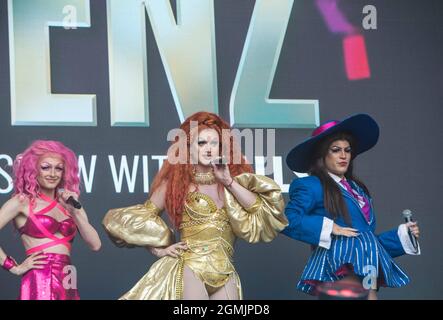 London UK Sunday 19 September 2021 Queenz, West End Live the show that  features free performances from London’s most celebrated West End musicals, live and free in Trafalgar Square. Paul Quezada-Neiman/Alamy Live News Stock Photo
