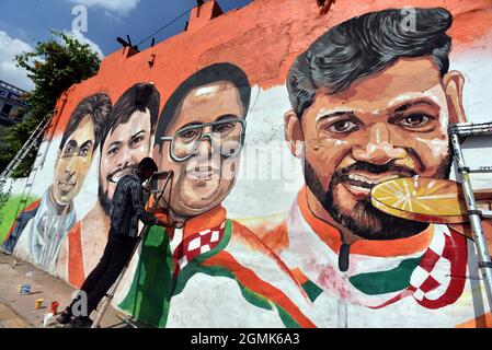 New Delhi, India. 19th Sep, 2021. NEW DELHI, INDIA - SEPTEMBER 19: Artists Belongs to Delhi Street Art giving final touch to the graffiti of India Paralympics athletes who won the medals in recent Paralympics at Karol Bagh, in New Delhi, India. (Photo by Sonu Mehta/Hindustan Times/Sipa USA ) Credit: Sipa USA/Alamy Live News Stock Photo