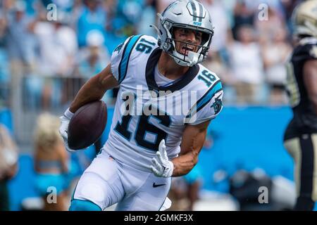 September 16, 2021, New Orleans, Louisiana. Emblem of a professional  American football team New Orleans Saints based in New Orleans at the  sports stad Stock Photo - Alamy