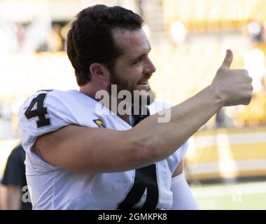 Pittsbugh, United States. 19th Sep, 2021. Las Vegas Raiders quarterback Derek Carr (4) celebrates the 26-17 win against the Pittsburgh Steelers at Heinz Field on Sunday, September 19, 2021. Photo by Archie Carpenter/UPI Credit: UPI/Alamy Live News Stock Photo