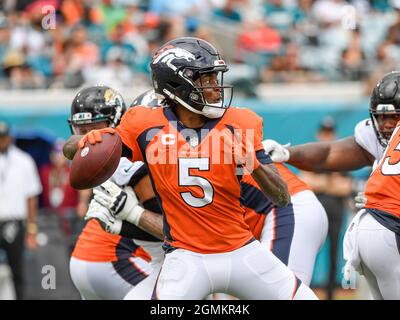 Jacksonville, FL, USA. 19th Sep, 2021. Denver Broncos head coach Vic Fangio  during 2nd half NFL football game between the DenverBroncos and the  Jacksonville Jaguars. Denver defeated Jacksonville 23-13 at TIAA Bank