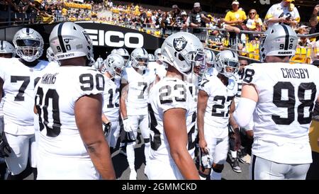 September 19th, 2021: T.J. Watt #90 during the Pittsburgh Steelers vs Las  Vegas Raiders game at Heinz Field in Pittsburgh, PA. Jason Pohuski/CSM  Stock Photo - Alamy