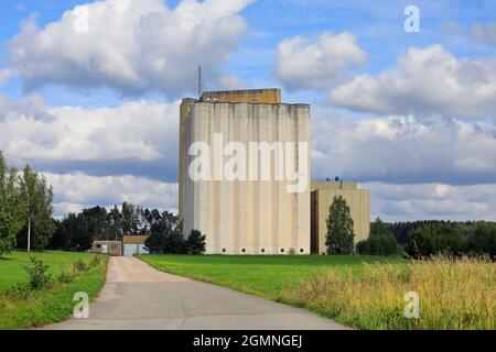 Asphalt road leads to Pernio Granary, grain elevator of Suomen Viljava Oy.  This beautiful landmark in Salo is owned by State of Finland Stock Photo -  Alamy