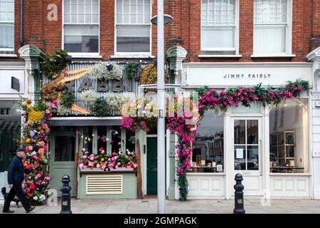 London, September 20, 2021: Streets of Chelsea get decorated with floral displays for anuual Chelsea in Bloom Stock Photo