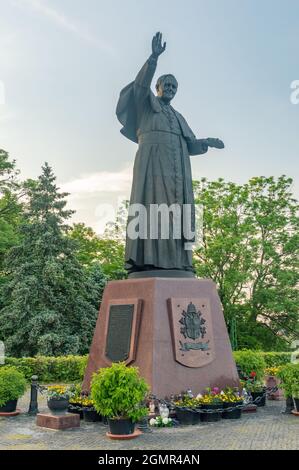 Czestochowa, Poland - June 6, 2021: Statue of Pope John Paul II as seen at sunset. Stock Photo