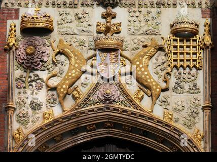 Cambridge, England - 22 July 2009; no people in view. Here we see the beautiful and distinctive carvings above the main entrance to St John's College, Stock Photo