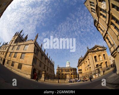 Oxford, England - 25 August 2017  Three famous classical buildings in the heart of Oxford-  the Sheldonian Theatre, Bodleian Library and Clarendon Bui Stock Photo