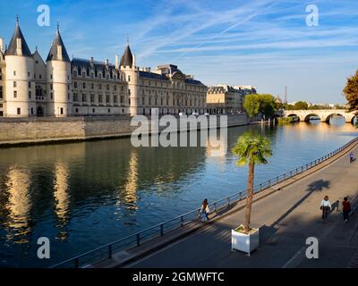 Paris, France - 20  September , 2018    The River Seine and its collection of scenic bridges are one of the highlights of any trip to Paris, France. H Stock Photo