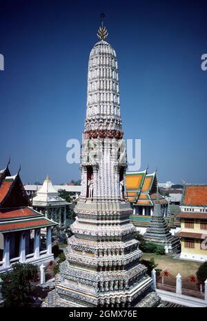 Bangkok, Thailand - December 1984 Is there any place more romantically and evocatively named than Wat Arun, the Temple of Dawn? This Buddhist Temple i Stock Photo