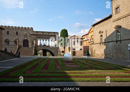 Loggia of the Papal Palace, San Lorenzo Square, Viterbo, Lazio, Italy, Europe Stock Photo