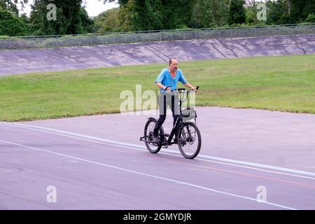 cyclete stand up bike