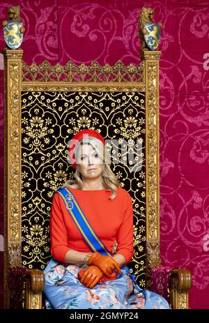 King Willem-Alexander, with Queen Maxima at his side, reads the speech from the throne on Prinsjesdag to members of the Senate and House of Representatives in the Grote Kerk. Due to the corona crisis, Prinsjesdag looks different than usual. Many of the ceremonial parts are canceled and the public is not welcome in the city center of The Hague. Netherlands on September 21, 2021. Photo by Robin Utrecht/ABACAPRESS.COM Stock Photo