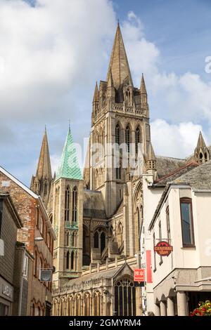 Truro, UK,21st September 2021,People make the most of  the glorious sunshine in Truro, Cornwall, Some were enjoying some retail therapy while others relaxed in Lemon Quay. The Cathedral looked stunning under blue skies. The forecast is for 19C, sunny intervals and a moderate breeze.Credit: Keith Larby/Alamy Live News Stock Photo