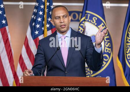 Rep. Hakeem Jeffries, D-N.Y., speaks in the House chamber after the ...