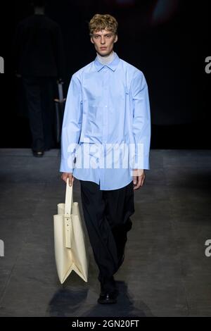 COS runway during London Fashion Week on September 2021 - London, UK. 17/09/2021 Stock Photo