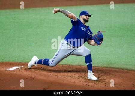 St. Petersburg, FL. USA;  Toronto Blue Jays starting pitcher Alek Manoah (6) delivers a pitch during a major league baseball game against the Tampa Ba Stock Photo