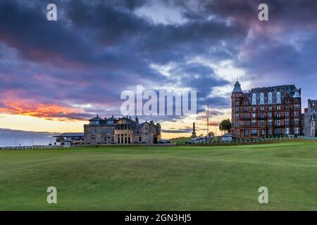 The 18th hole at the Old Course in St Andrews, Fife. The Royal and Ancient Golf Club clubhouse is on the left, and the Hamilton Grand on the left. Stock Photo