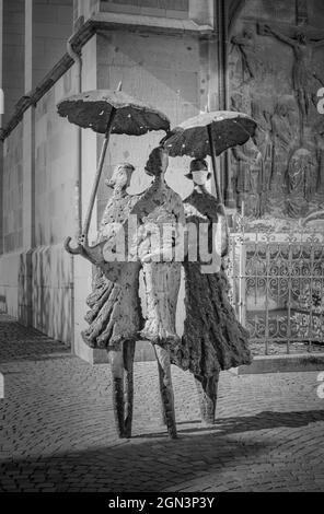 AACHEN, GERMANY. OCTOBER 04, 2020 Statue of Umbrella ladies Stock Photo