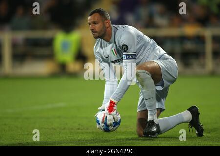 Florence, Italy. 22nd Sep, 2021. FLORENCE, Italy - 21.09.2021: HANDANOVIC (INTER) in action during the Serie A Italian football match between ACF FIORENTINA VS INTER FC at Artemio Franchi stadium in Florence on September 21st, 2021. Credit: Independent Photo Agency/Alamy Live News Stock Photo