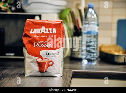 Lavazza Qualita Rossa Coffee Beans - ASDA Groceries