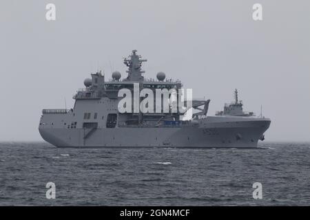 KNM Maud (A536), a replenishment oiler operated by the Royal Norwegian Navy, off Hunterston on the Firth of Clyde, prior to participating in the military exercises Dynamic Mariner 2021 and Joint Warrior 21-2. Stock Photo