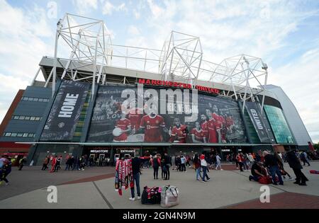 Manchester, England, 22nd September 2021. General view of the exterior of the stadium before the Carabao Cup match at Old Trafford, Manchester. Picture credit should read: Andrew Yates / Sportimage Credit: Sportimage/Alamy Live News Stock Photo