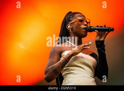 Malmoe, Sweden. 10th, September 2021. The Swedish singer and songwriter Sabina Ddumba performs a live concert at Pildammsteatern in Malmoe. (Photo credit: Gonzales Photo - Joe Miller). Stock Photo