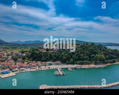 Aerial Panorama view of Vonitsa town and the castle. Vonitsa is a historical picturesque coastal town in the northwestern part of Aetolia Acarnania in Stock Photo