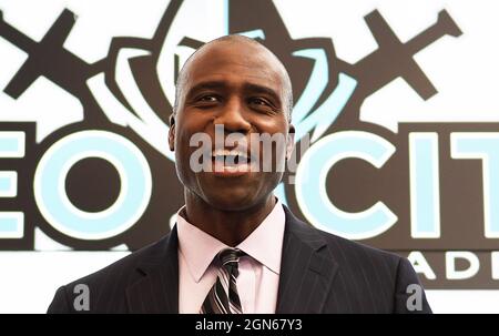 Kissimmee, United States. 22nd Sep, 2021. Newly appointed state Surgeon General Dr. Joseph Ladapo speaks during a press conference at Neo City Academy in Kissimmee, Florida.A day after being appointed, Ladapo instituted his first rule giving parents 'sole discretion' over whether their child wears a mask at school, and also allowing students who come in contact with the coronavirus to continue attending class if they remain asymptomatic. Credit: SOPA Images Limited/Alamy Live News Stock Photo