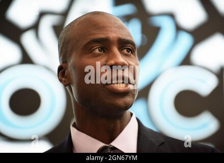 Kissimmee, United States. 22nd Sep, 2021. Newly appointed state Surgeon General Dr. Joseph Ladapo speaks during a press conference at Neo City Academy in Kissimmee, Florida.A day after being appointed, Ladapo instituted his first rule giving parents 'sole discretion' over whether their child wears a mask at school, and also allowing students who come in contact with the coronavirus to continue attending class if they remain asymptomatic. Credit: SOPA Images Limited/Alamy Live News Stock Photo