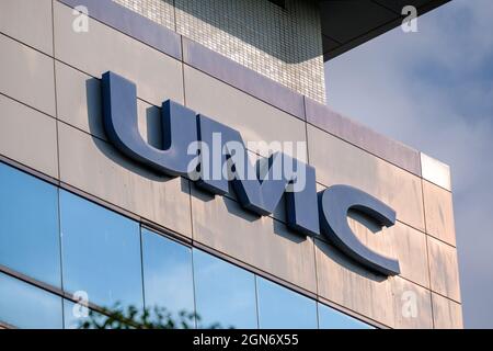 Hsinchu, Taiwan. 22nd Sep, 2021. The UMC (United Microelectronics Corporation) logo seen on the Taiwanese semiconductor company building in Hsinchu. (Photo by Walid Berrazeg/SOPA Images/Sipa USA) Credit: Sipa USA/Alamy Live News Stock Photo