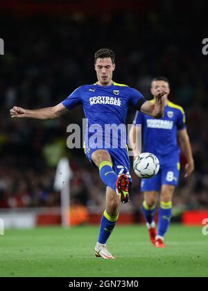 London, England, 22nd September 2021. Ben Heneghan of AFC Wimbledon during the Carabao Cup match at the Emirates Stadium, London. Picture credit should read: David Klein / Sportimage Credit: Sportimage/Alamy Live News Stock Photo