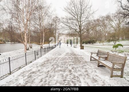 St James's Park, Westminster, covered in snow. London, United Kingdom 8 February 2021. Stock Photo