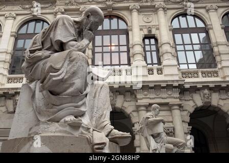 Rome Italy, 26/01/2007: Statues of ancient jurists are seen in the ...