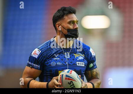 Zane Tetevano (13) of Leeds Rhinos during pre match warm up in, on 9/23/2021. (Photo by Craig Thomas/News Images/Sipa USA) Credit: Sipa USA/Alamy Live News Stock Photo