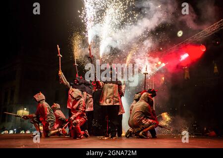 Barcelona, Spain. 23rd Sep, 2021. Correfoc performs during the festival.The Touch Home of the main festival in Barcelona, La Merce, has started with traditional attractions of Catalan culture. (Photo by Thiago Prudencio/SOPA Images/Sipa USA) Credit: Sipa USA/Alamy Live News Stock Photo