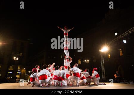 Barcelona, Catalonia, Spain. 23rd Sep, 2021. Presentation of Castells.The Touch Home of the main festival in Barcelona, La Merce, which started on that Thursday, September 23, with traditional attractions of Catalan culture. (Credit Image: © Thiago Prudencio/DAX via ZUMA Press Wire) Stock Photo