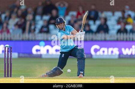 England's Amy Jones batting in the 4th Women's One Day International against New Zealand Stock Photo