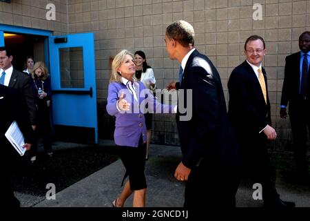 President Barack Obama says goodbye to Dr. Jill Biden, wife of Vice President Joe Biden, following his speech on Innovation and Sustainable Growth, at Hudson Valley Community College in Troy, New York, Sept. 21, 2009. (Official White House photo by Pete Souza) This official White House photograph is being made available only for publication by news organizations and/or for personal use printing by the subject(s) of the photograph. The photograph may not be manipulated in any way and may not be used in commercial or political materials, advertisements, emails, products, promotions that in any w Stock Photo