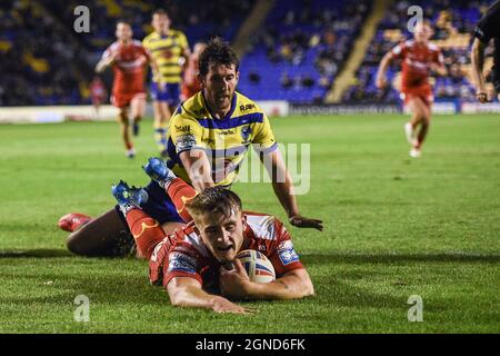 Warrington, UK. 24th Sep, 2021. Warrington, England - 24 September 2021 - Mikey Lewis (20) of Hull Kingston Rovers scores a try during the Rugby League Betfred Super League, Elimination play-off, Warrington Wolves vs Hull Kingston Rovers at Halliwell Jones Stadium, Warrington, UK  Dean Williams Credit: Dean Williams/Alamy Live News Stock Photo