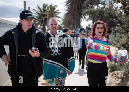 Melbourne, Australia. 25th Sep, 2021. 25th September 2021, Melbourne, Australia. A 'Millions March' rally takes place in St Kilda where anti-lockdown and anti-vax protesters march for their freedoms. Credit: Jay Kogler/Alamy Live News Credit: Jay Kogler/Alamy Live News