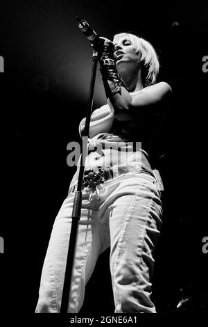 Natalie Appleton - Appleton, JJB Puma Arena, V2003, Hylands Park, Chelmsford, Essex, Britain - 17 August 2003 Stock Photo