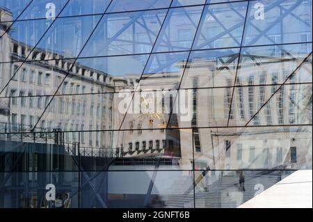 BELGIUM, TOWN OF BRUSSELS, DISTRICT OF CENTRE CALLED THE PENTAGON, BRUSSELS MEETING CENTRE LOCATED ON MONT DES ARTS Stock Photo